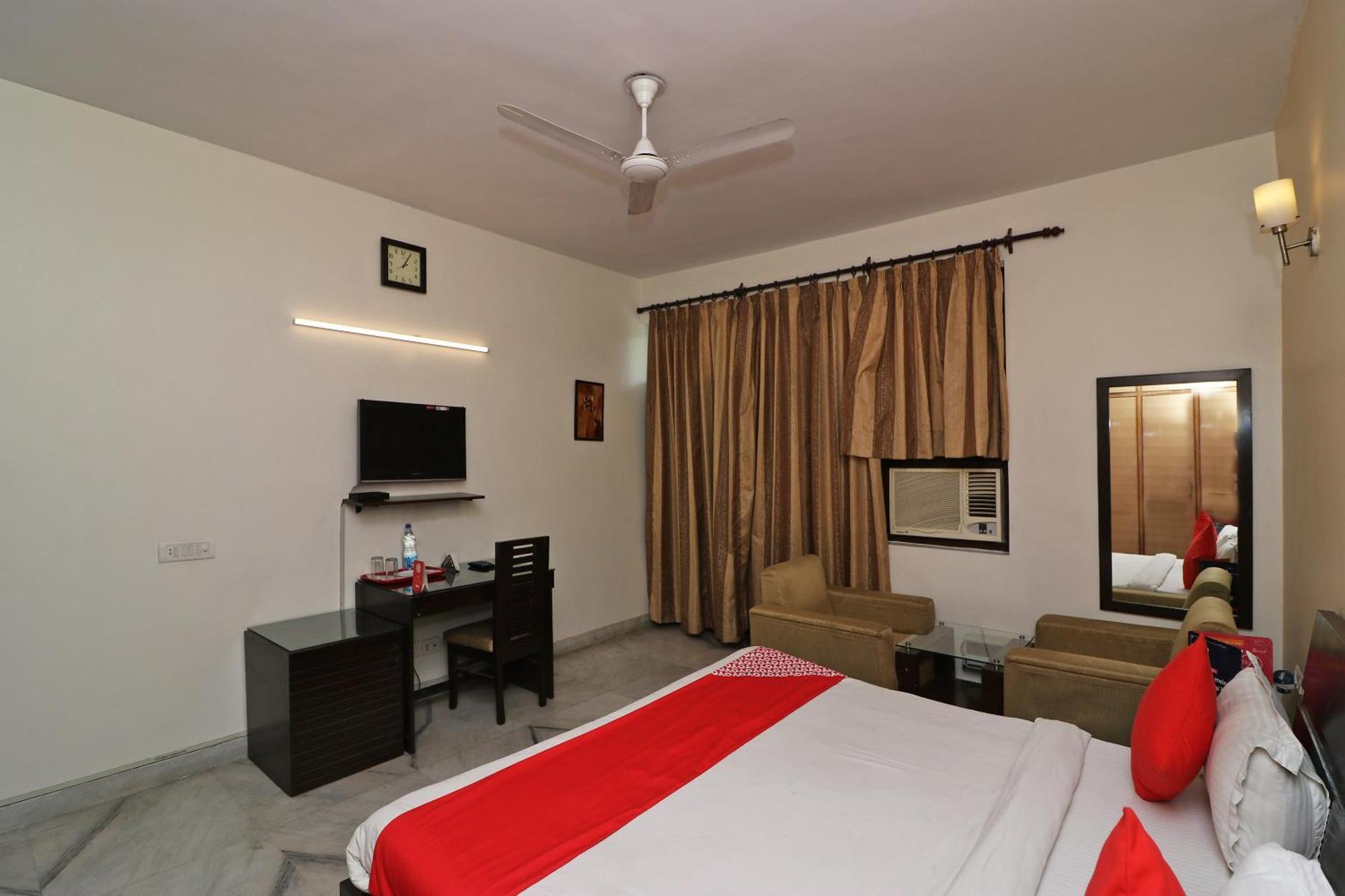 Hotel O Aravali Residency Gurgaon Luaran gambar